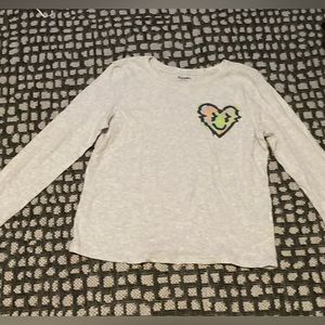 Old Navy gray shirt with a rainbow tie dye ❤️